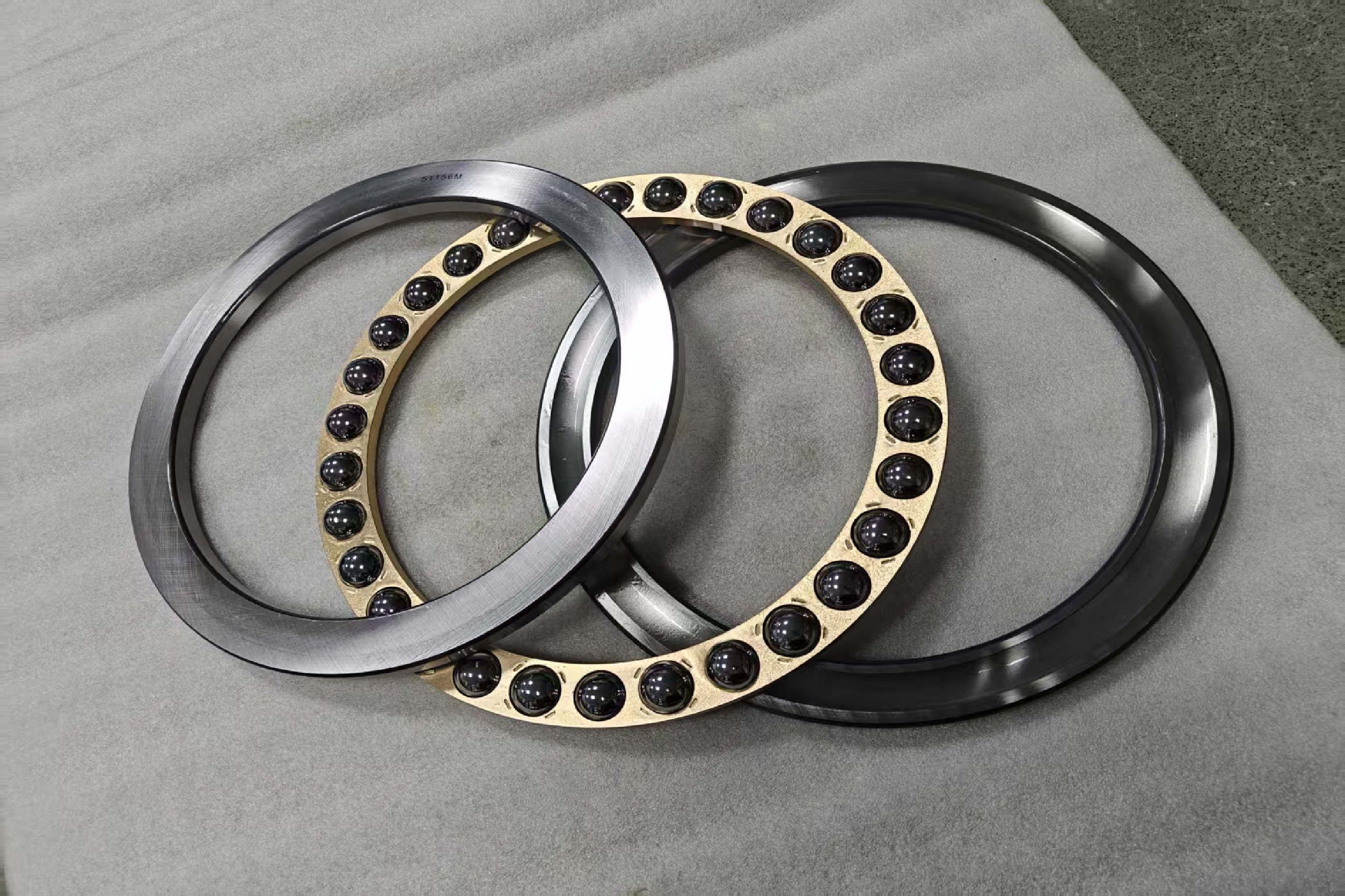Types and Characteristics of Bearing Cages